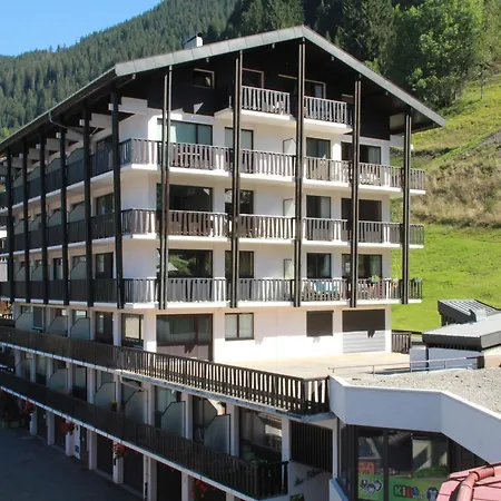 Only 50 M From The Slopes *